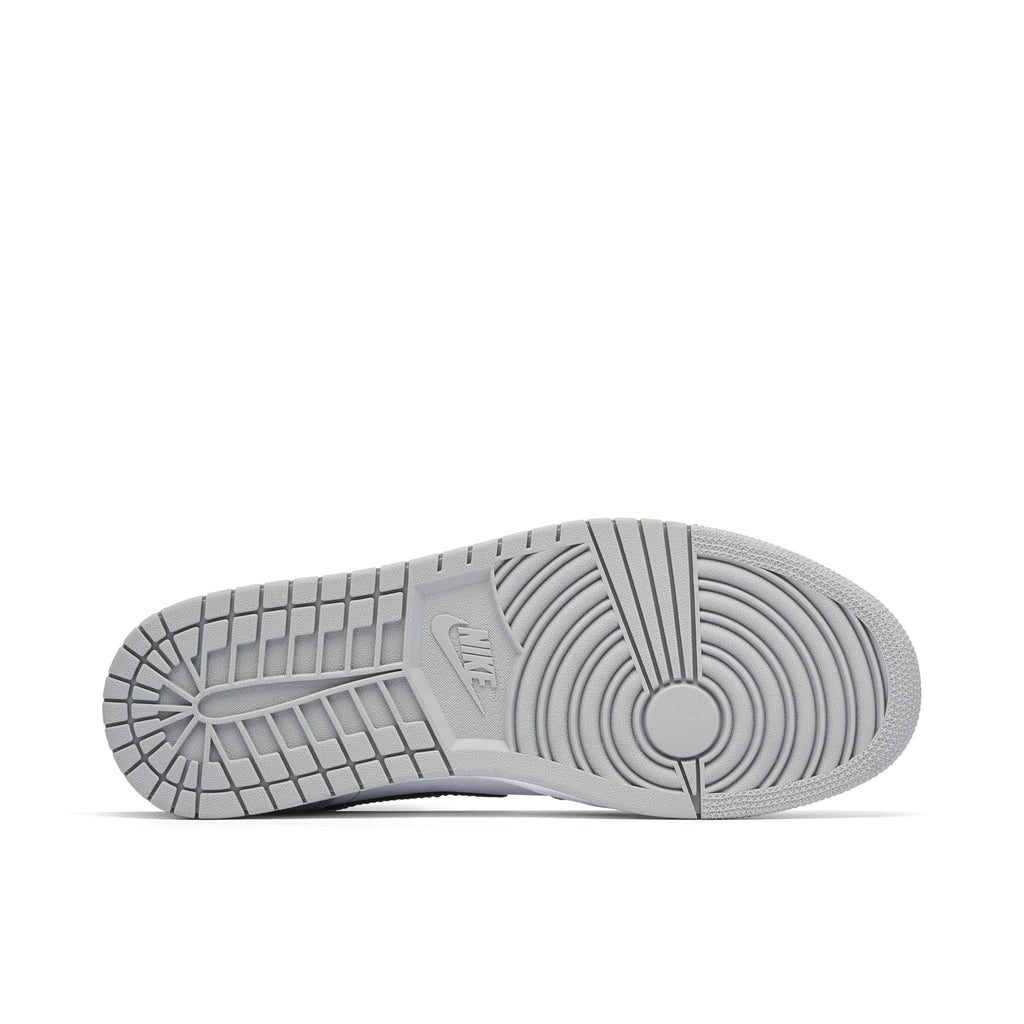 Air Jordan 1 Mid Light Smoke Grey