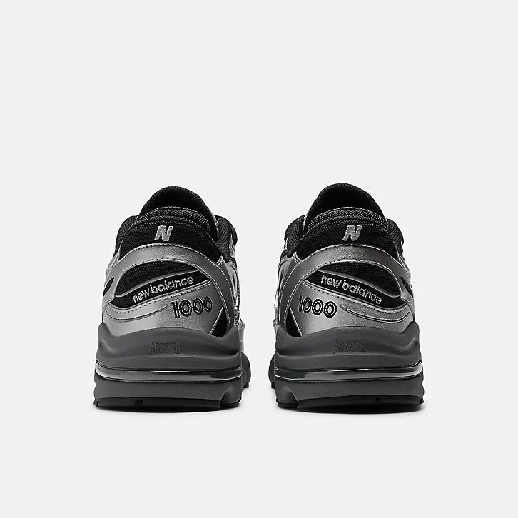 New Balance 1000