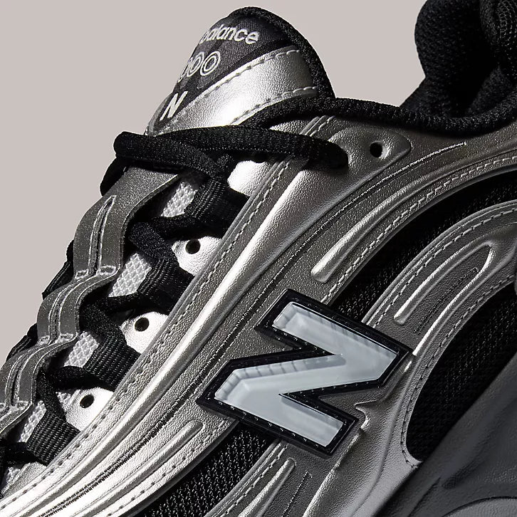 New Balance 1000