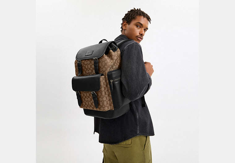 Sprint Backpack In Signature Jacquard